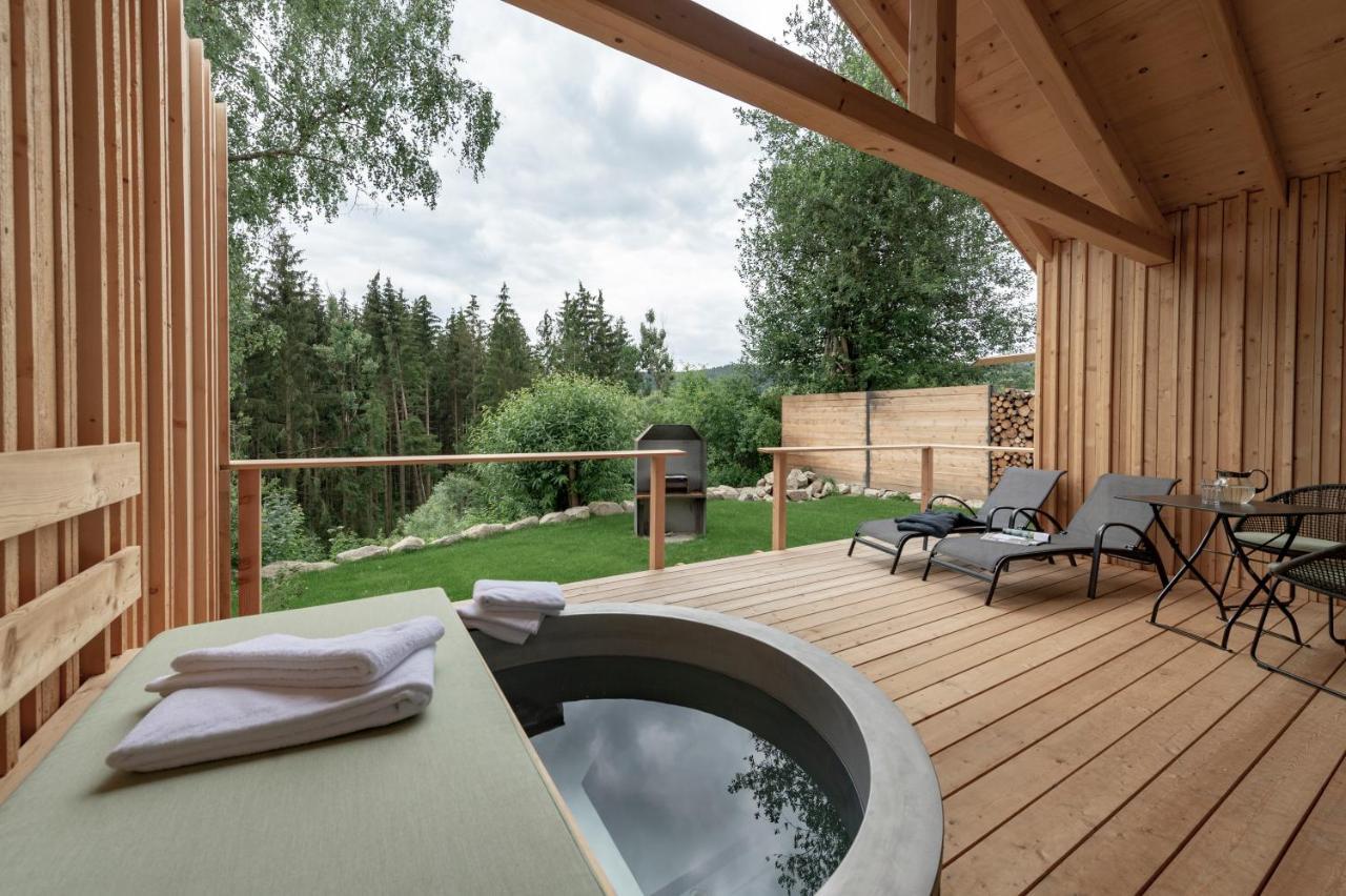 Forstgut - Premium Waldchalets Und Lodge Suiten Regen Buitenkant foto