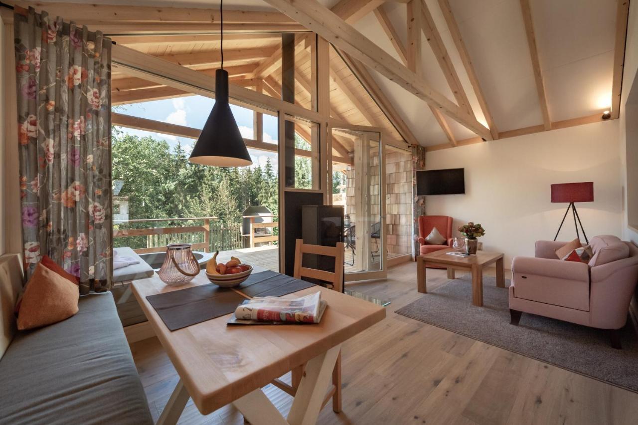 Forstgut - Premium Waldchalets Und Lodge Suiten Regen Buitenkant foto