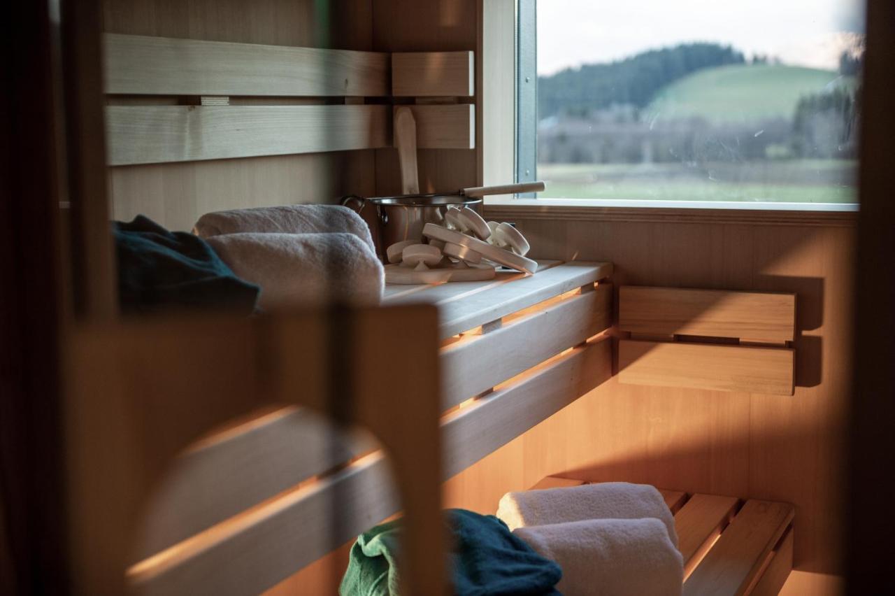 Forstgut - Premium Waldchalets Und Lodge Suiten Regen Buitenkant foto
