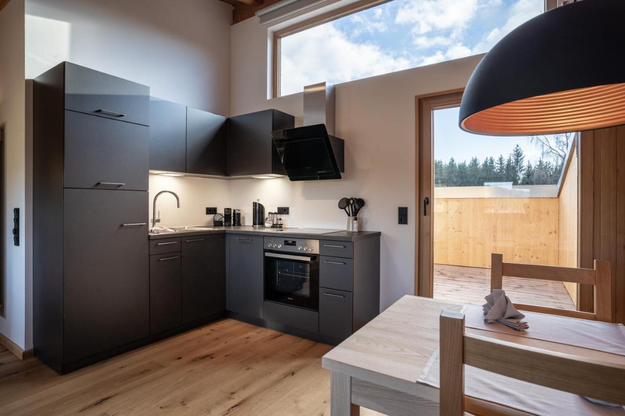 Forstgut - Premium Waldchalets Und Lodge Suiten Regen Buitenkant foto