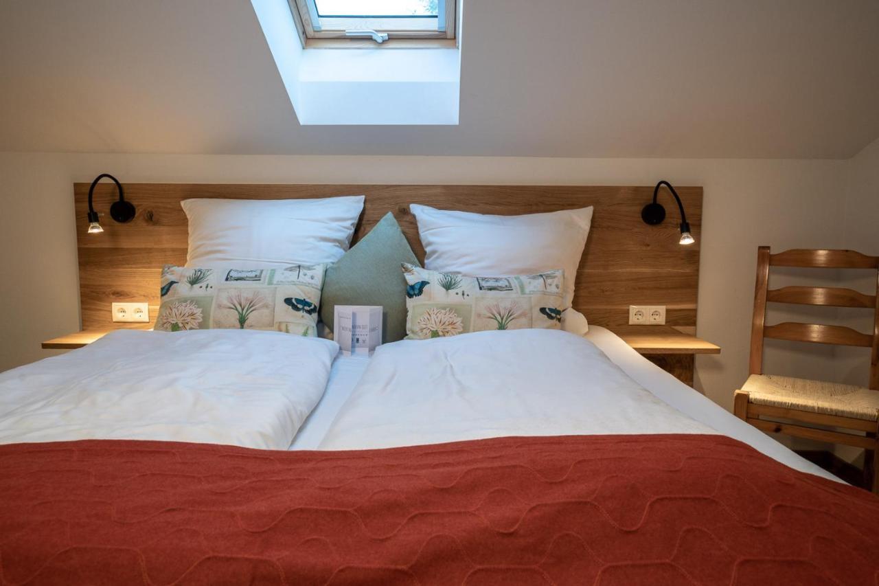 Forstgut - Premium Waldchalets Und Lodge Suiten Regen Buitenkant foto
